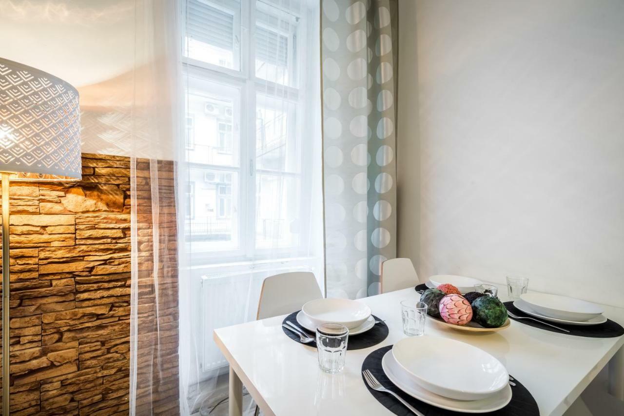 Bpr Bright Sapphire Apartment 布达佩斯 外观 照片